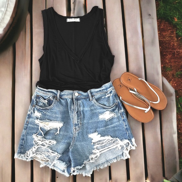 We The Free Black Tank Top - Picture 5 of 5